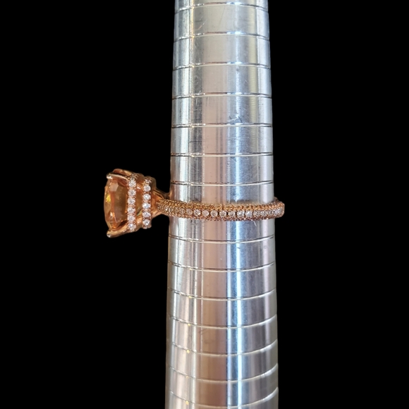 Soild Sterling silver rose gold plated engagement ring and wedding band set - Picture 4 of 16